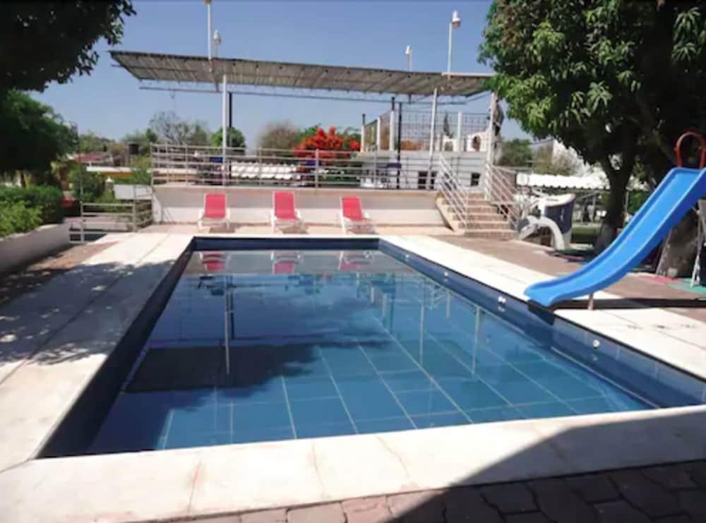 Hotel Quinta De La Rosa Cuautla  Exterior photo